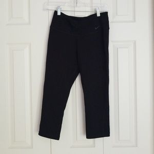 Black Nike Dri-Fit Crop Leggings